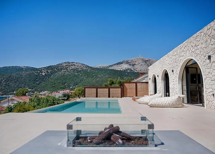 White Arch * Agia Efimia