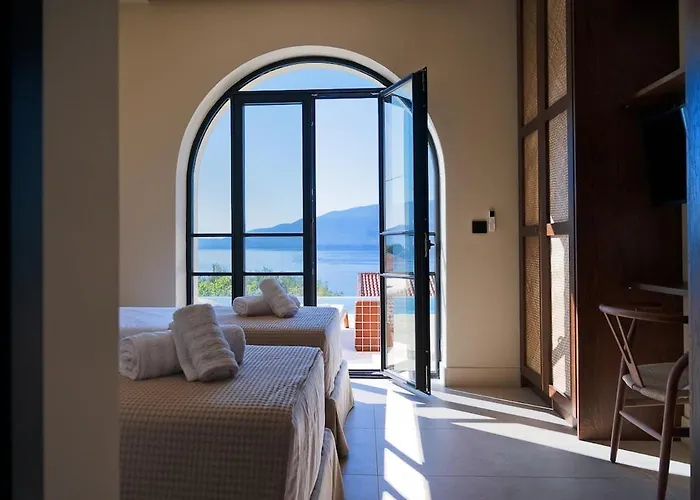 White Arch * Agia Efimia