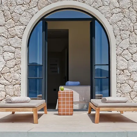 White Arch Villa *